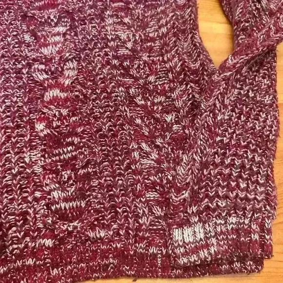 GAP crew neck Berry Red and White knit wool blend sweater Women M - Picture 3 of 9